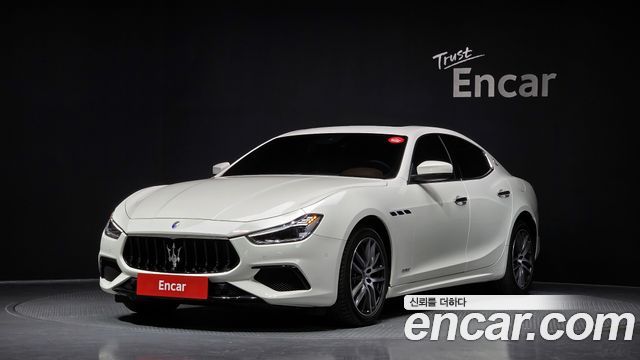 Maserati Ghibli 2.0 Gransport 3rd - фото 0
