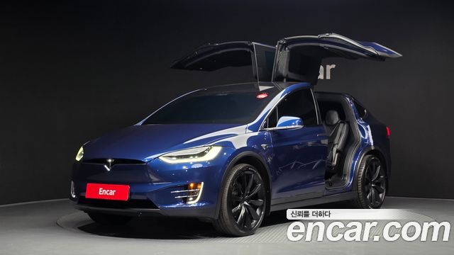 Tesla Model X Long Range - фото 0