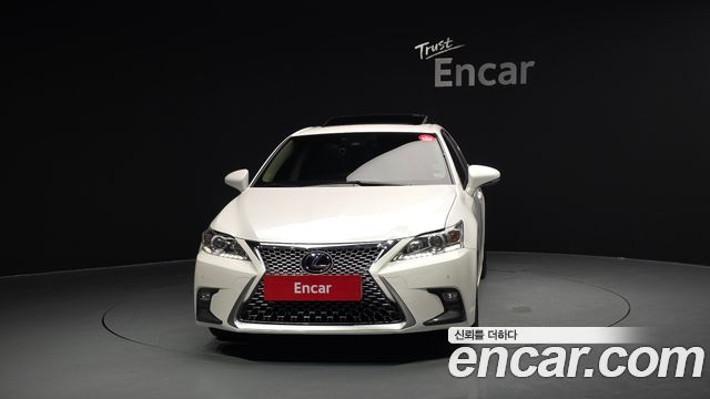 Lexus CT200h 1.8 Supreme ZWA10 - фото 2