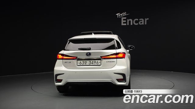 Lexus CT200h 1.8 Supreme ZWA10 - фото 3