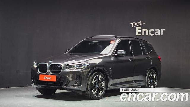 BMW iX3 M Sports - фото 0
