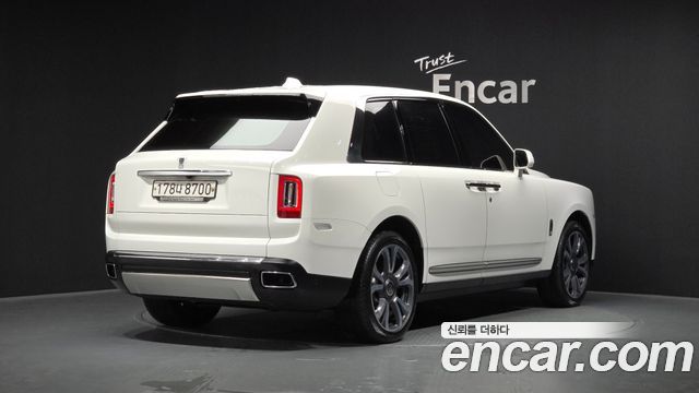 Rolls-Royce Cullinan 6.7 V12 - фото 1