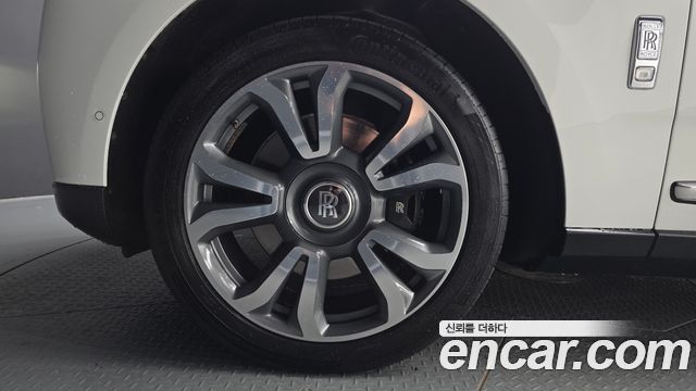 Rolls-Royce Cullinan 6.7 V12 - фото 4