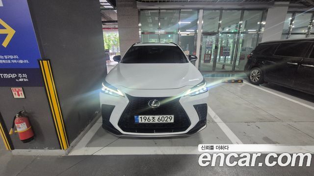 Lexus NX 2-го поколения F-Sport - фото 2