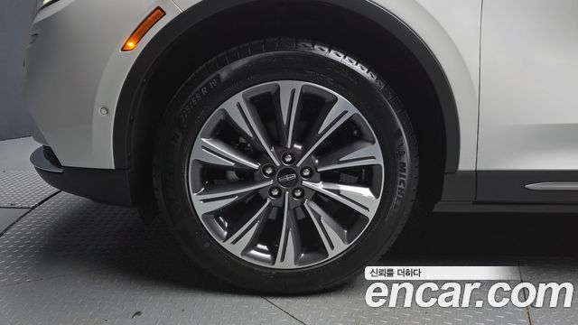 Lincoln Corsair 2.0 Reserve AWD - фото 4
