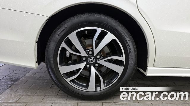 Honda Odyssey 3.5 5th - фото 4