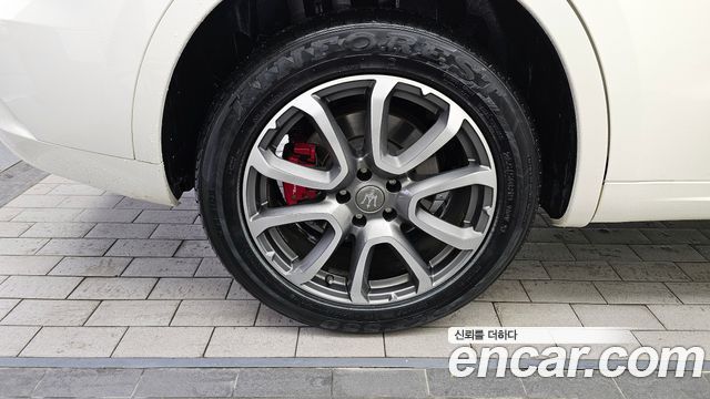 Maserati Levante 3.0 AWD GranLusso - фото 4