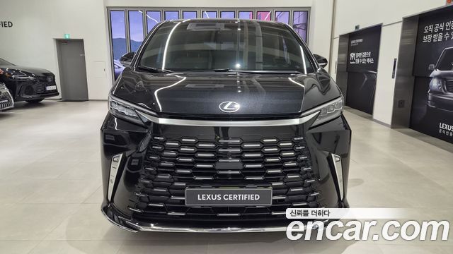 Lexus LM 2-го поколения 500h Royal - фото 2