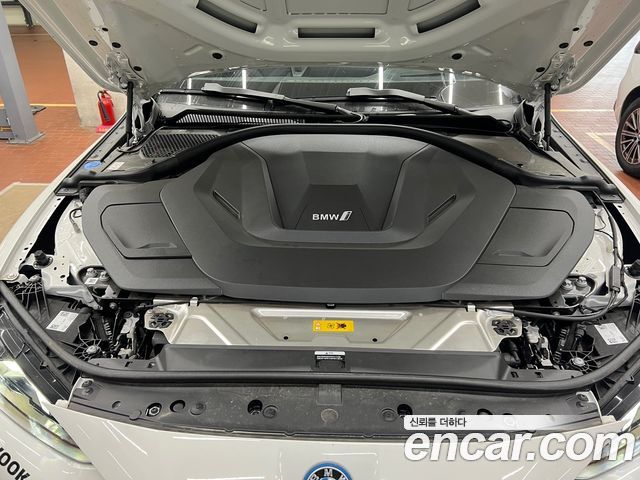 BMW i4 M50 Pro - фото 3