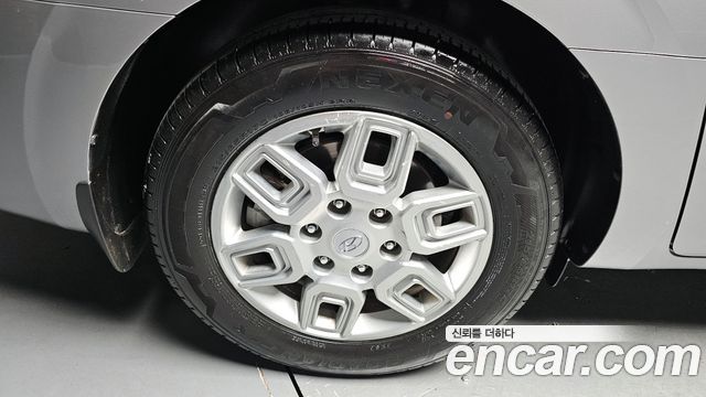Hyundai Staria Tourer 11-Seater Modern - фото 4