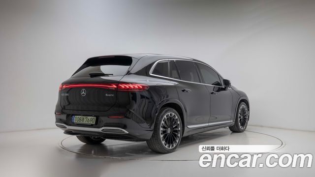 Mercedes-Benz EQS SUV EQS580 4MATIC - фото 1