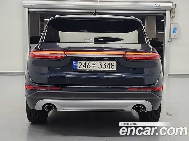 Lincoln Corsair 2.0 Reserve AWD - фото 2
