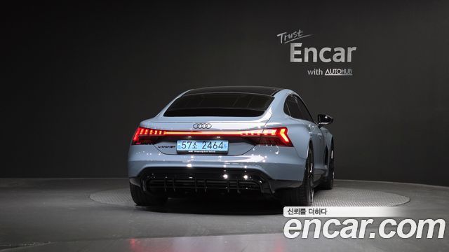 Audi e-tron GT GT quattro Premium - фото 3