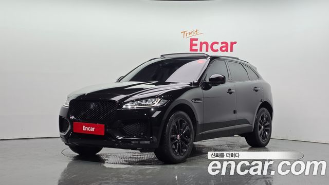 Jaguar F-PACE 20d Chequered Flag Edition - фото 0