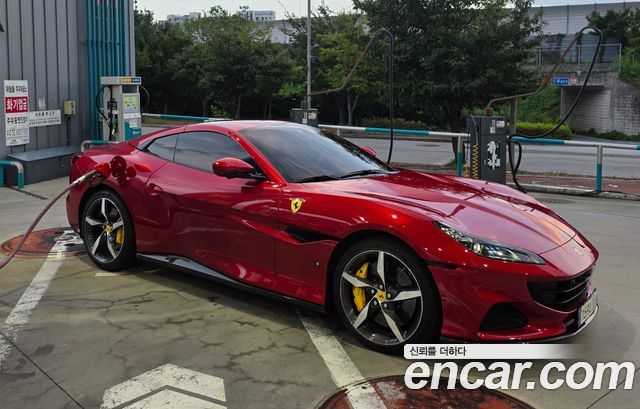 Ferrari Portofino M 3.9 V8 - фото 0