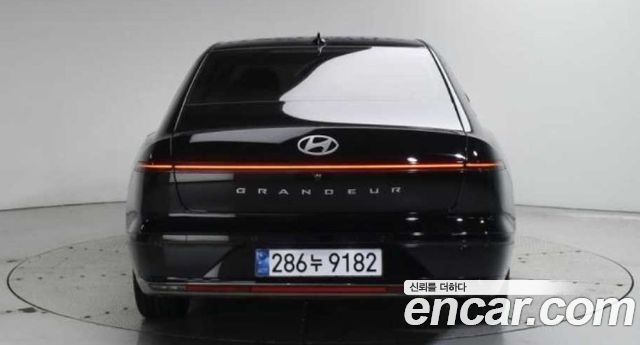 Hyundai Grandeur GN7 2,5 Gasoline 2WD Calligraphy - фото 3