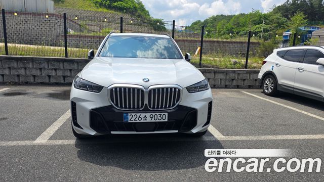 BMW X5 G05 xDrive 40i M Sport - фото 0