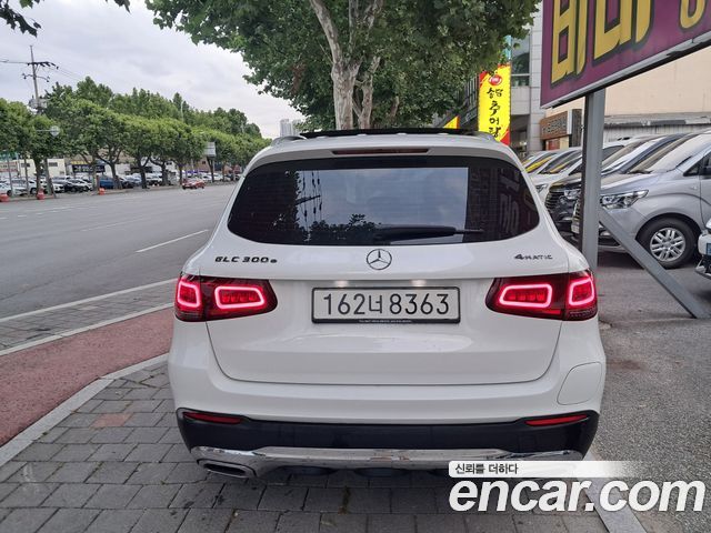 Mercedes-Benz GLC-Class X253 GLC300e 4MATIC - фото 1