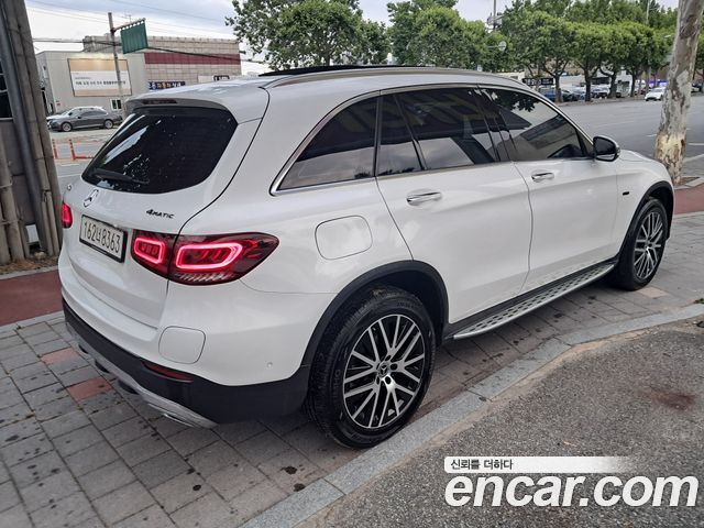 Mercedes-Benz GLC-Class X253 GLC300e 4MATIC - фото 2
