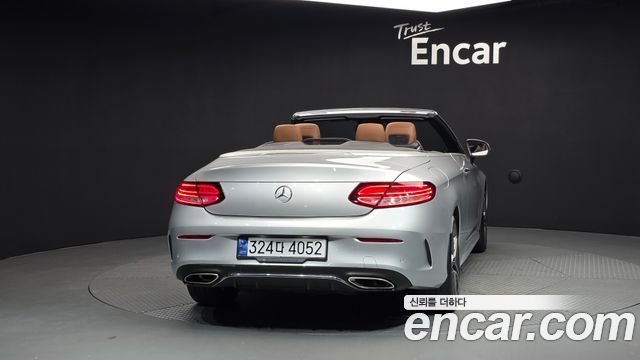 Mercedes-Benz C-Class W205 C200 Cabriolet - фото 3