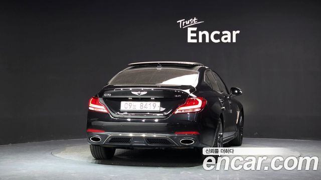 Genesis G70 3.3T Sport Elite - фото 3