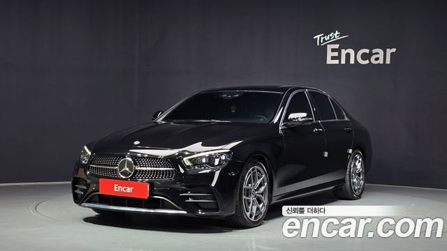 Mercedes-Benz E-Class W213 E220d 4MATIC AMG Line - фото 0