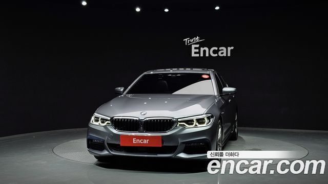 BMW 5-Series G30 520d M Sport Package Plus - фото 2