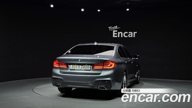 BMW 5-Series G30 520d M Sport Package Plus - фото 3