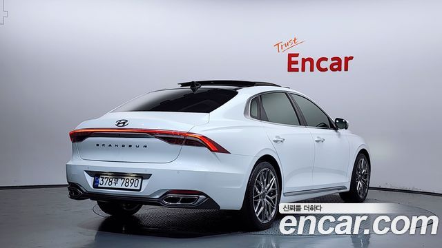 Hyundai Grandeur Новый IG, гибрид Calligraphy - фото 1
