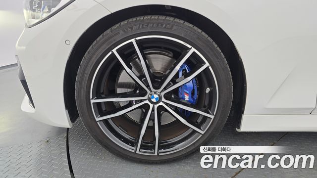 BMW 3-Series G20 320i Touring M Sports - фото 4