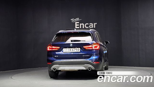BMW X1 F48 xDrive 20d xLine - фото 3