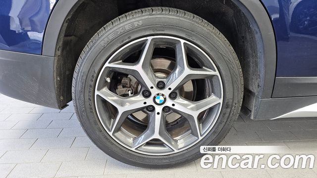 BMW X1 F48 xDrive 20d xLine - фото 4