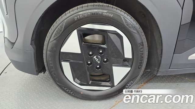 Kia EV3 Long Range 2WD Earth - фото 4