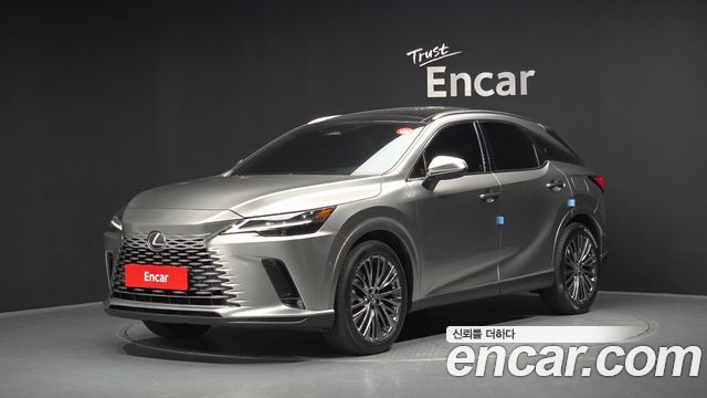 Lexus RX 5-го поколения Luxury - фото 0