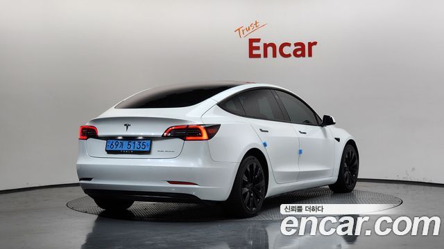 Tesla Model 3 Long Range AWD - фото 1