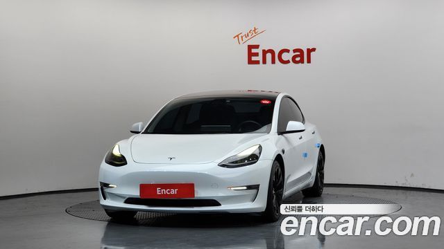 Tesla Model 3 Long Range AWD - фото 2