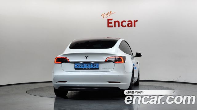 Tesla Model 3 Long Range AWD - фото 3