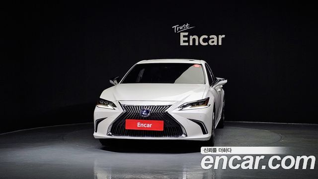 Lexus ES 7-го поколения Executive - фото 2