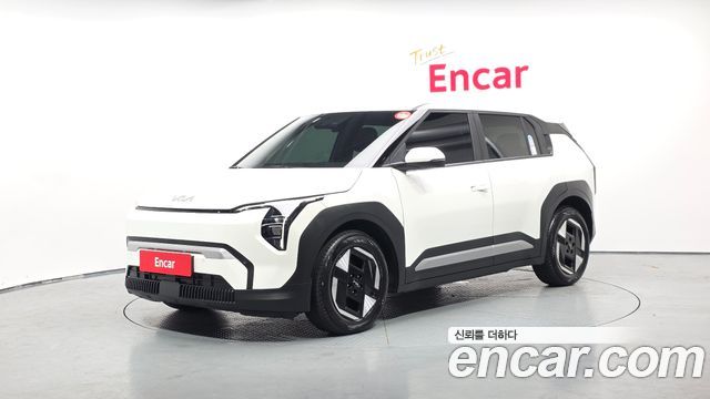 Kia EV3 Standard 2WD Air - фото 0