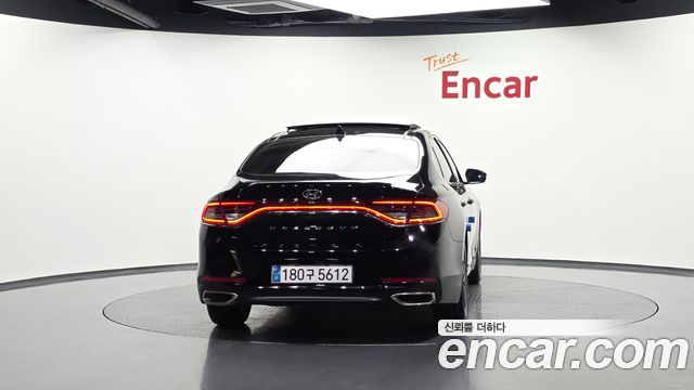Hyundai Grandeur IG 3.0 LPi Modern (Rental Car) - фото 3