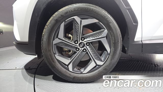 Hyundai Tucson NX4 Gasoline 1.6 Turbo 2WD Inspiration - фото 4