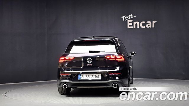 Volkswagen Golf 8-го поколения 2.0 GTI - фото 3