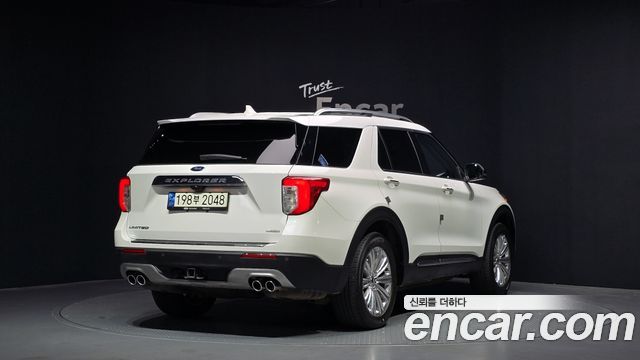 Ford Explorer 6-го поколения 3.0 PHEV - фото 1