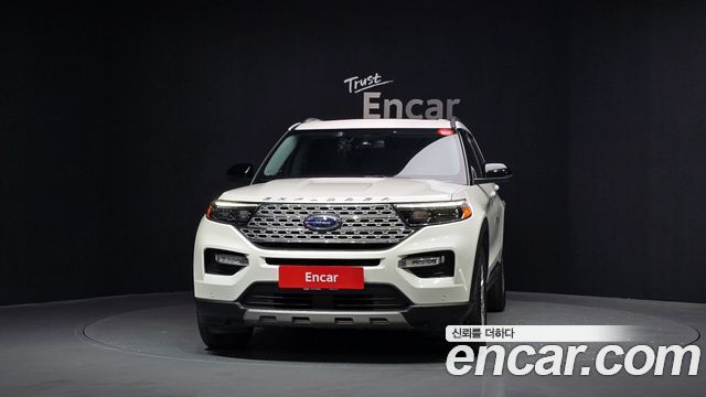 Ford Explorer 6-го поколения 3.0 PHEV - фото 2