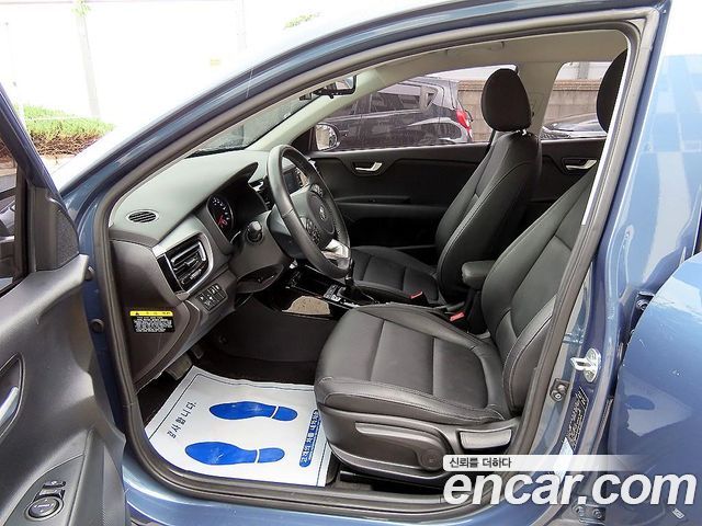 Kia Stonic Diesel 1.6 Trendy - фото 4