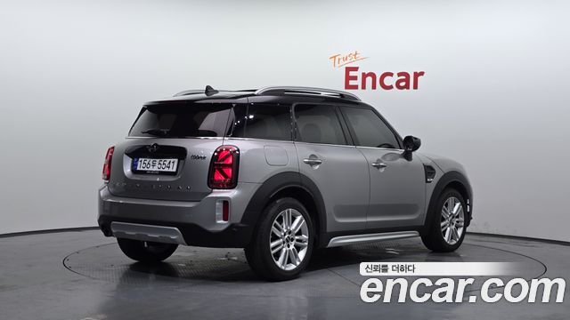 Mini Countryman Classic Plus Launch Pack 2nd Gen - фото 1
