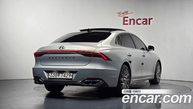 Hyundai Grandeur Новый IG 2.5 Calligraphy - фото 1