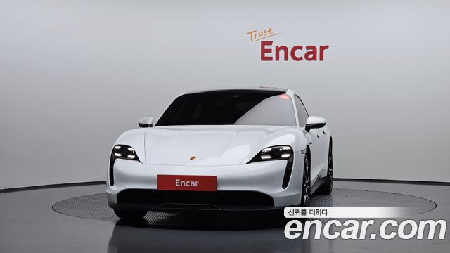 Porsche Taycan Base - фото 2