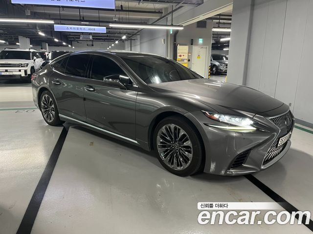 Lexus LS LS500 3.5 Platinum AWD - фото 3