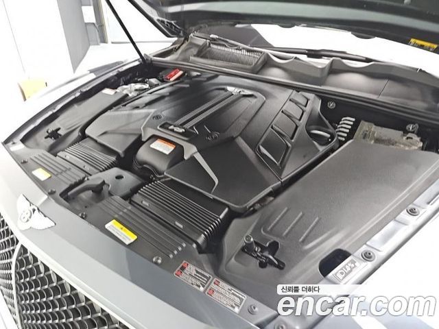 Bentley Bentayga 4.0 V8 - фото 4